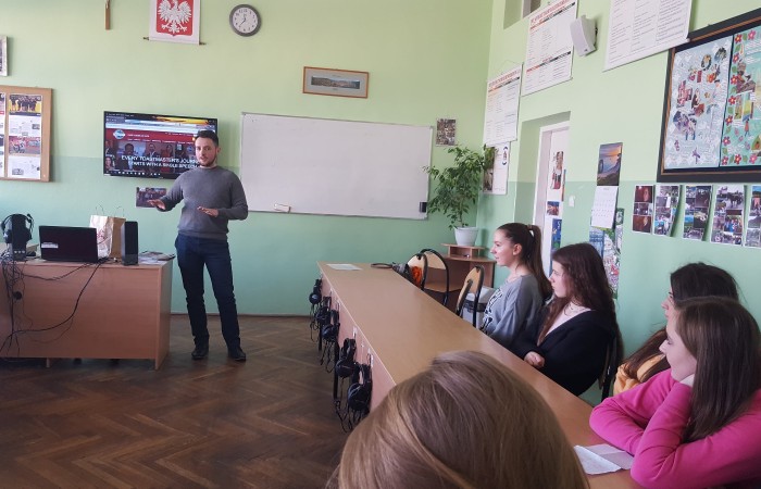 46508332_284849175493552_7750503076745707520_n