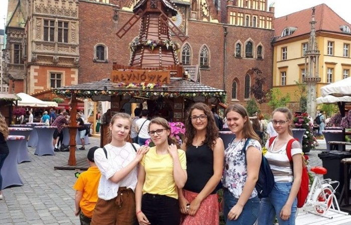 62031625_469233787177622_5449612336622993408_n