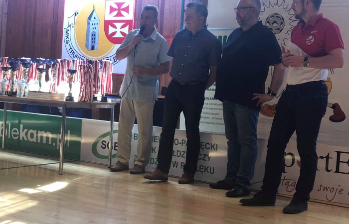 received_863877377305727