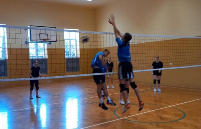 203070189_2005628366255246_124425872343621475_n